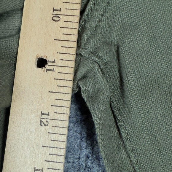 Levi Strauss Mid Rise Capri Pants Womens 10 W30 Green Stretch Cropped Casual New - Picture 6 of 10